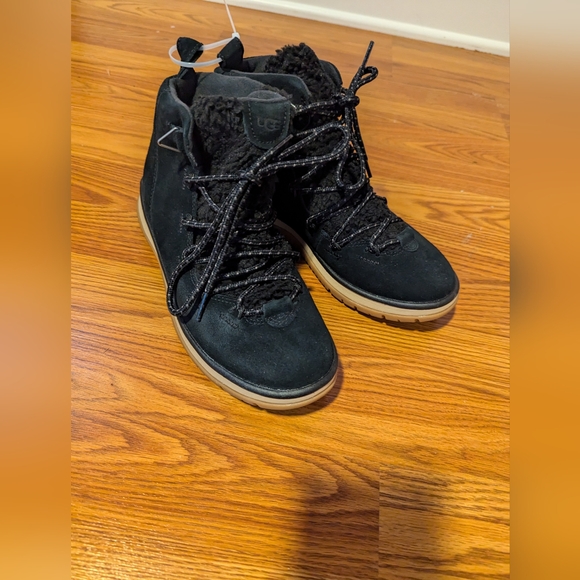 UGG Lakesider Heritage Mid size 8.5 - Picture 6 of 7